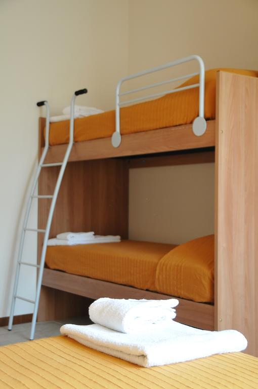 Appartamento Lago Peschiera del Garda Habitación foto